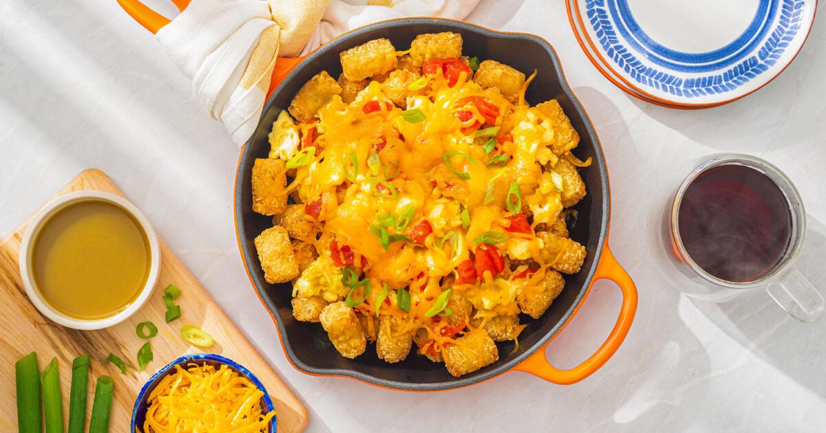 Tater Tot Breakfast Nachos - Louisiana Hot Sauce